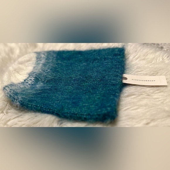 ‼️RARE‼️?ANTHROPOLOGIE??NWT?Ombre Beenie in Deep Mint